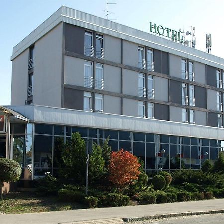 拉帕伦泽纳酒店 科普里夫尼察 外观 照片