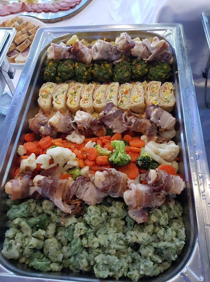 拉帕伦泽纳酒店 科普里夫尼察 外观 照片